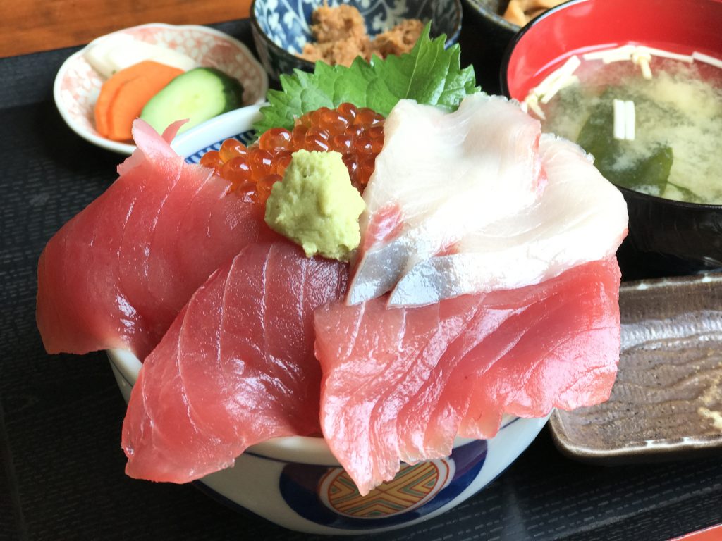 三食丼